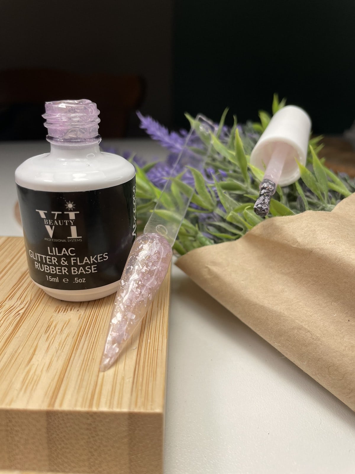 Rubber Base Lilac Glitter & Flakes 15ml (Βάση Καουτσούκ)